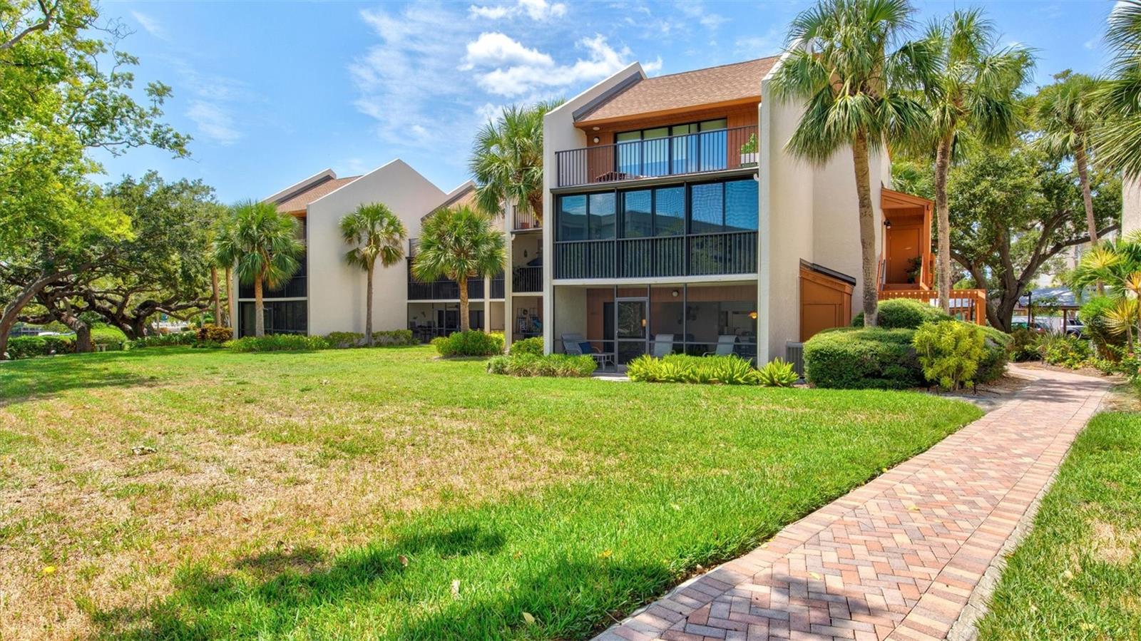 MIDNIGHT COVE II - Residential Lease