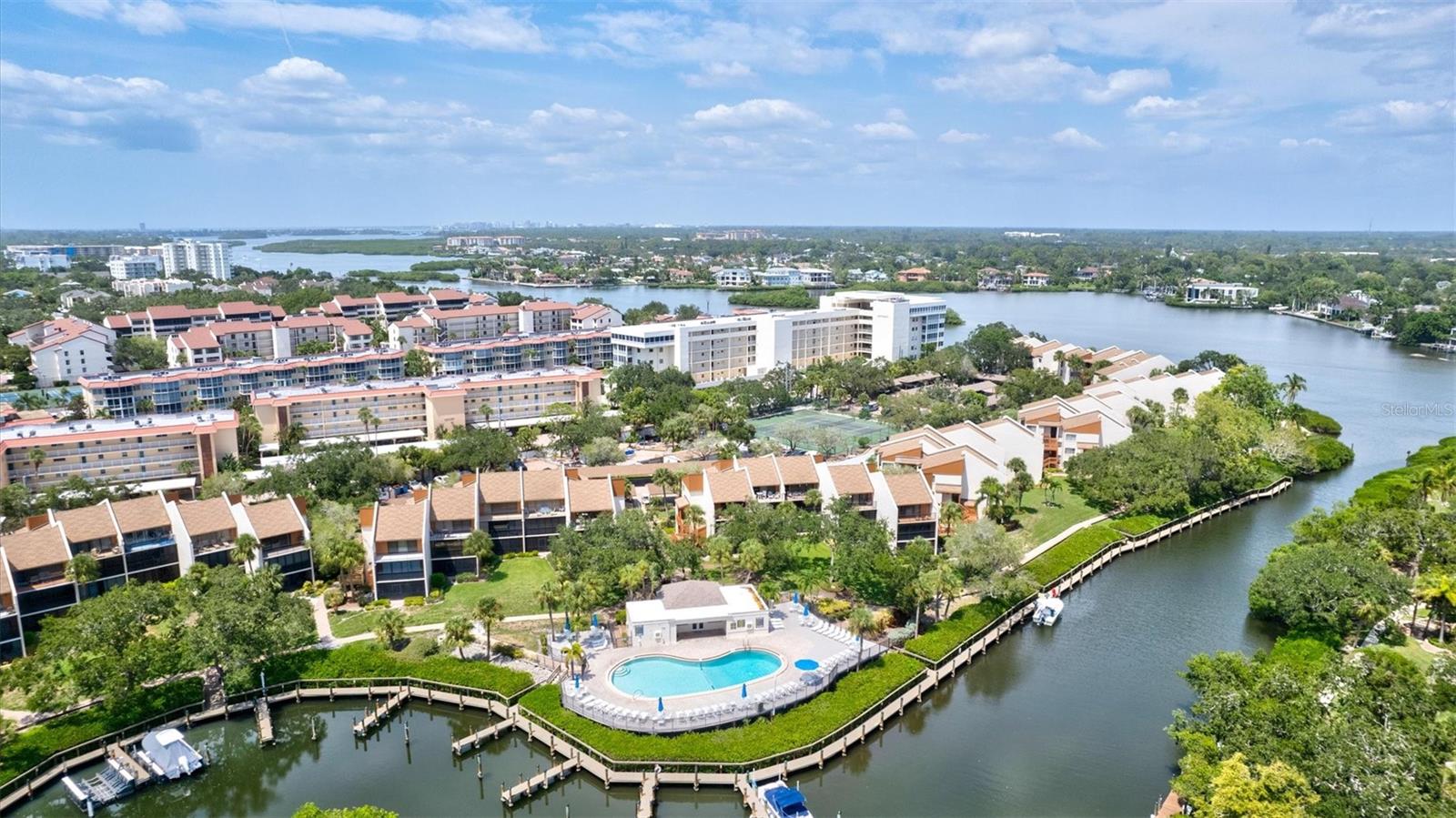 MIDNIGHT COVE II - Residential Lease