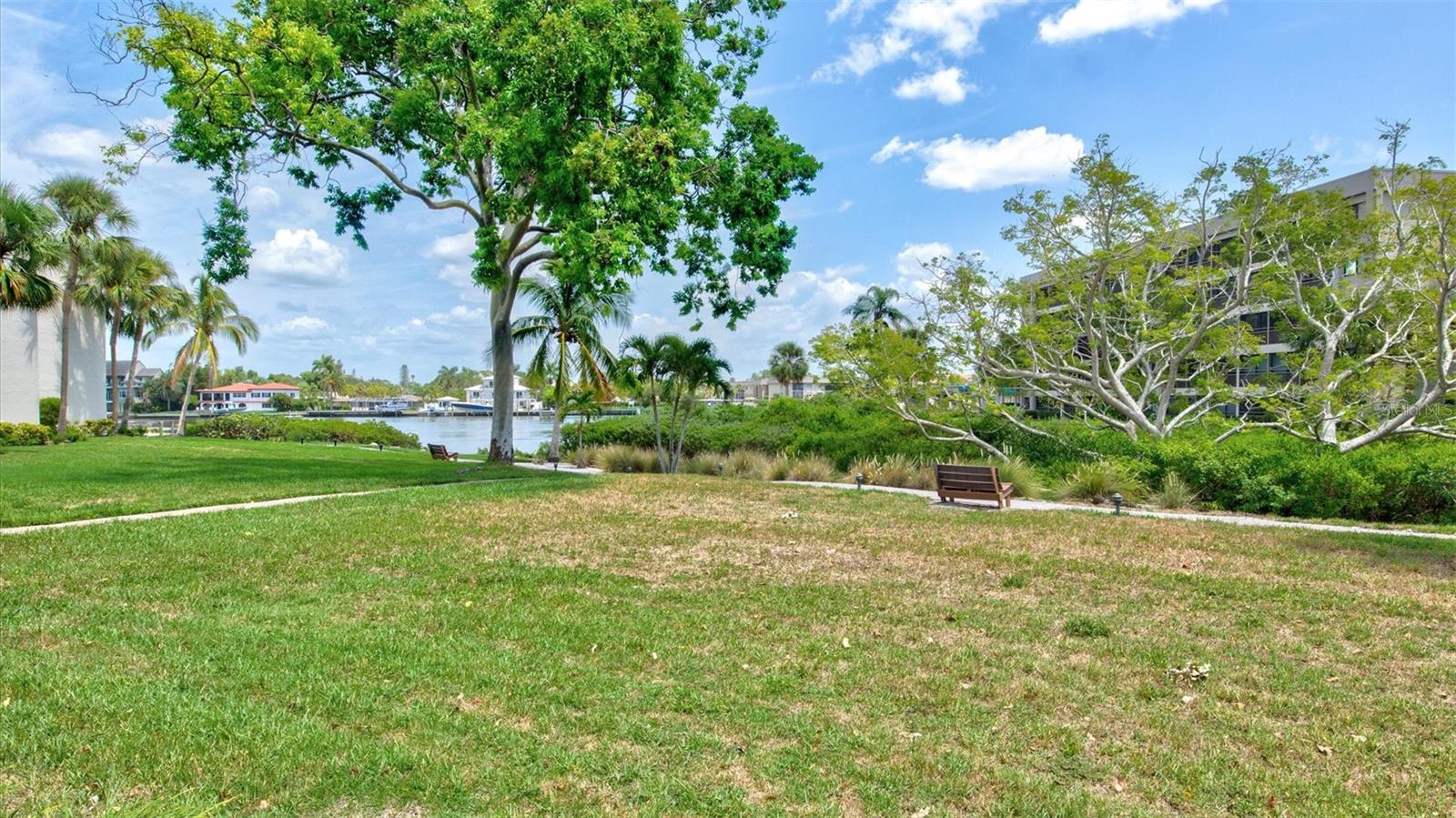 MIDNIGHT COVE II - Residential Lease