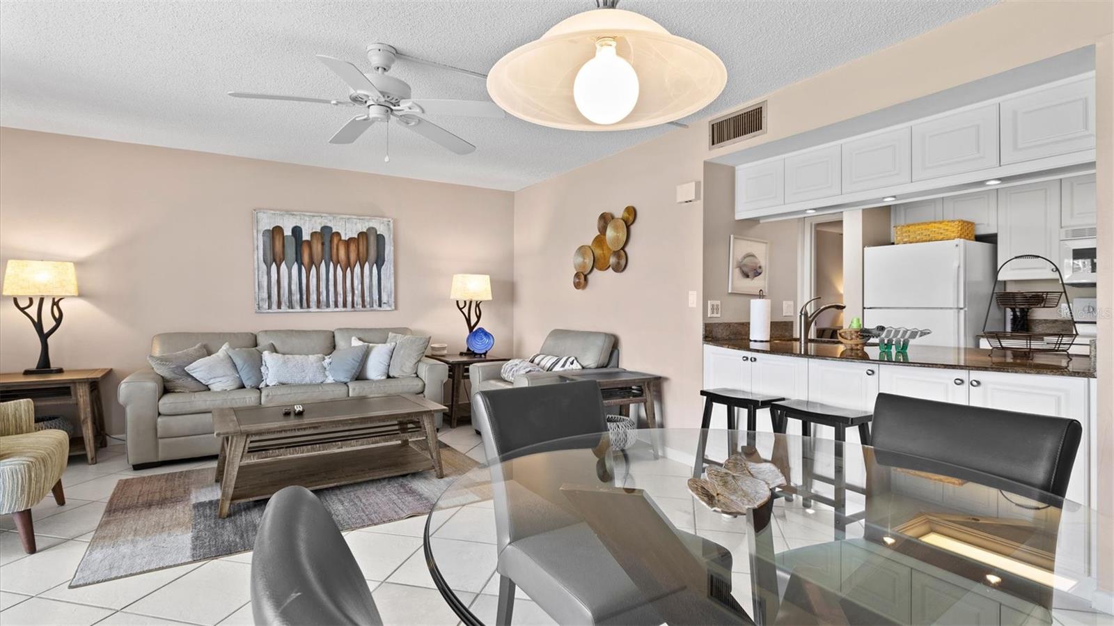 MIDNIGHT COVE II - Residential Lease
