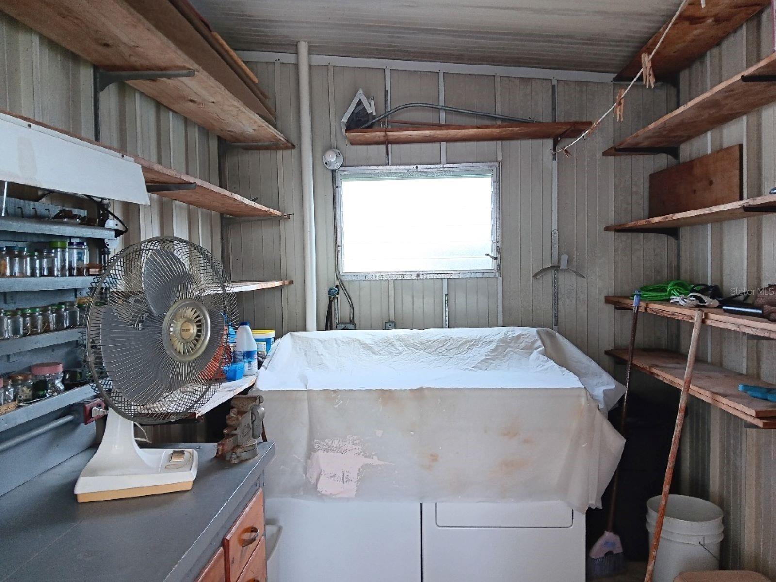 COUNTRY CLUB ESTATES - Residential