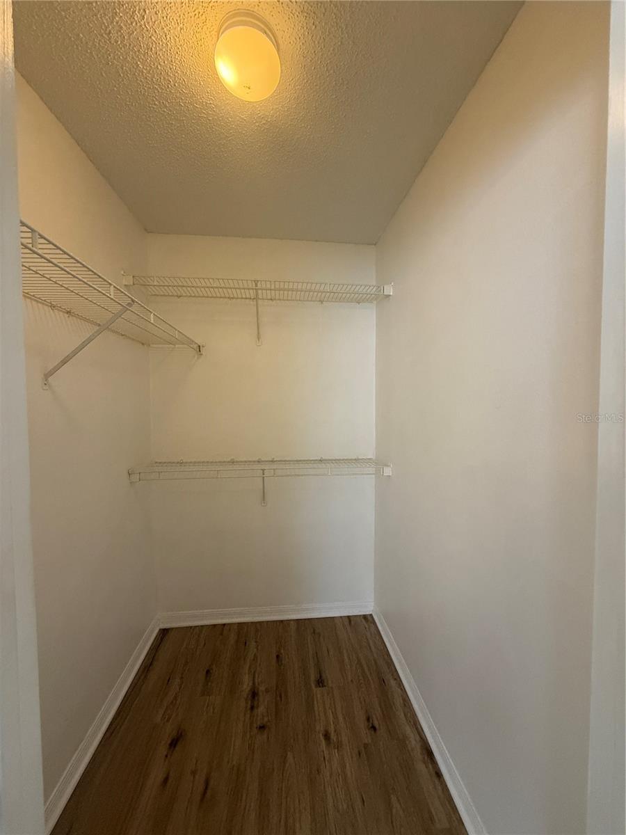 VILLAS AT LAKESIDE A CONDO - Residential Lease