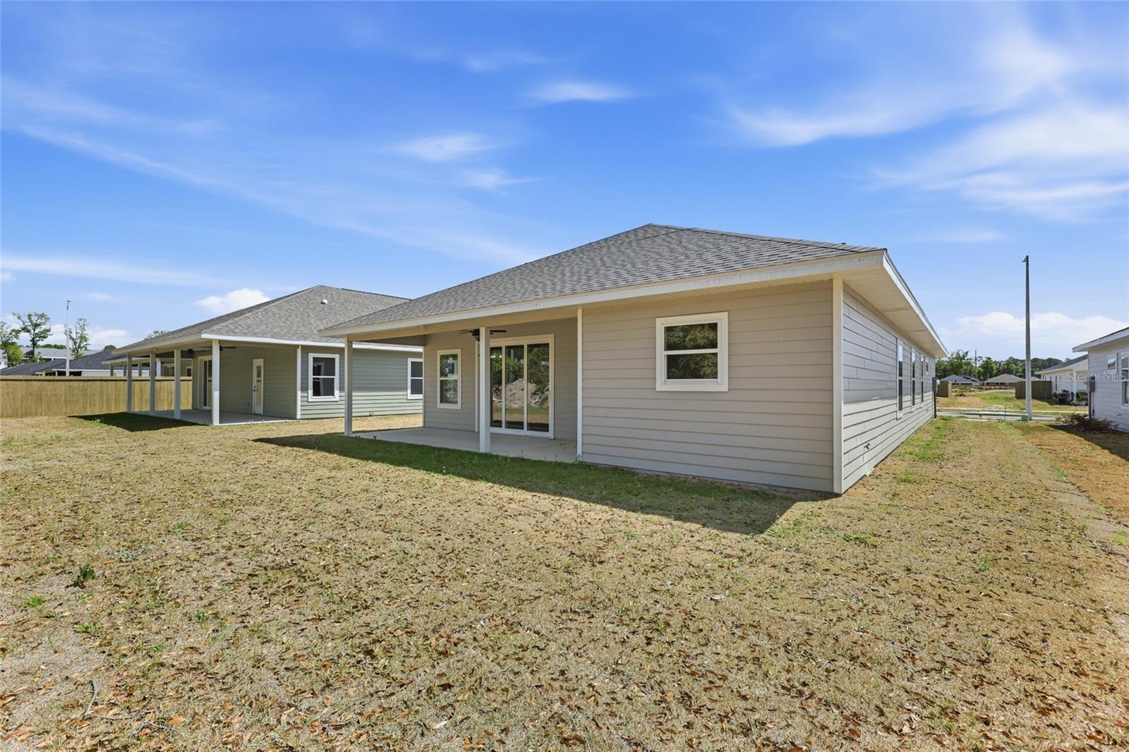 GRAND OAKS - Residential