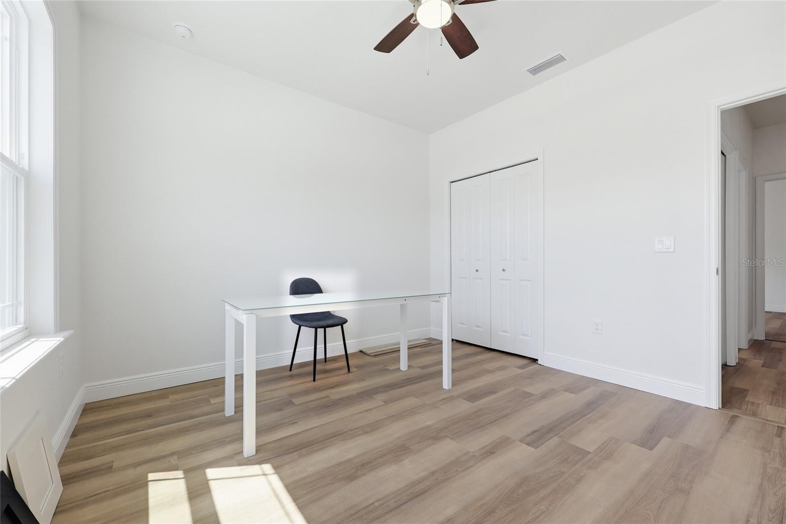 GRAND OAKS - Residential