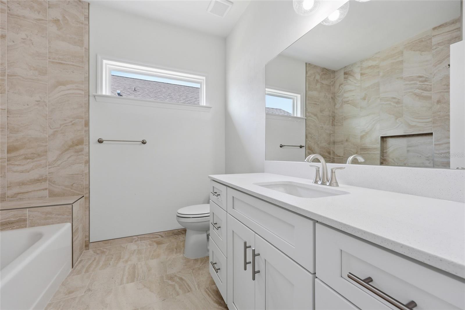 GRAND OAKS - Residential