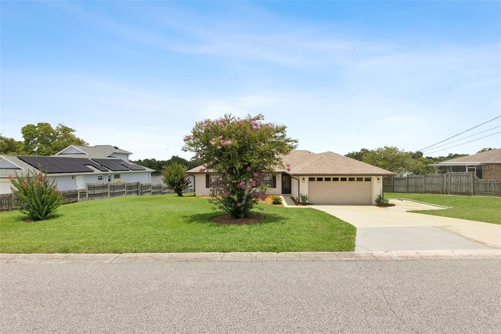 Photo of 34 Jasmine Drive, Debary, FL 32713 (MLS # O6417985)