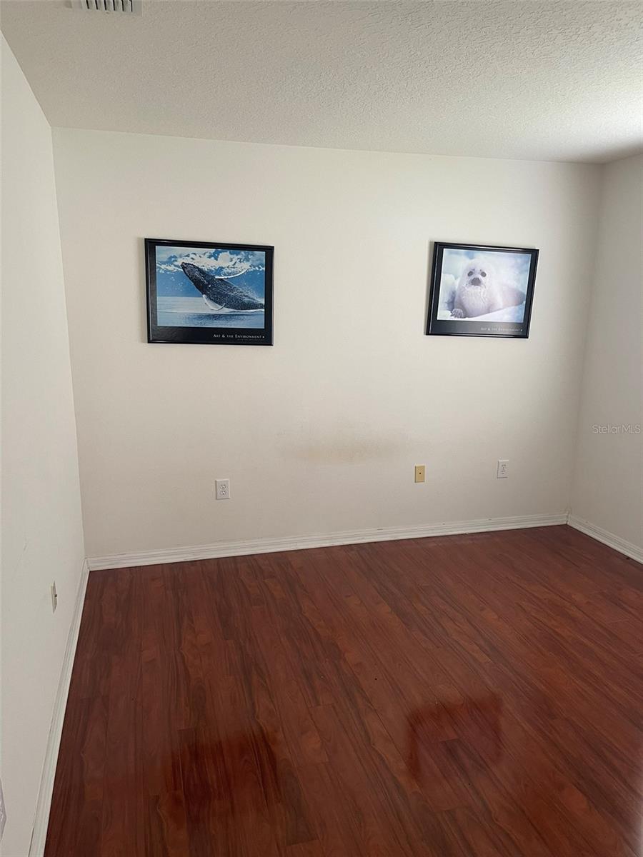 NORTHWOOD - Residential