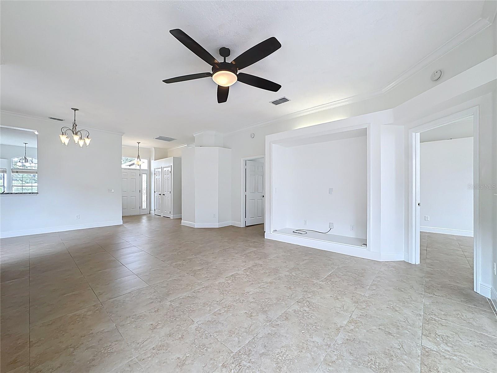 HUNTERS CREEK TR 135 PH 03 - Residential Lease