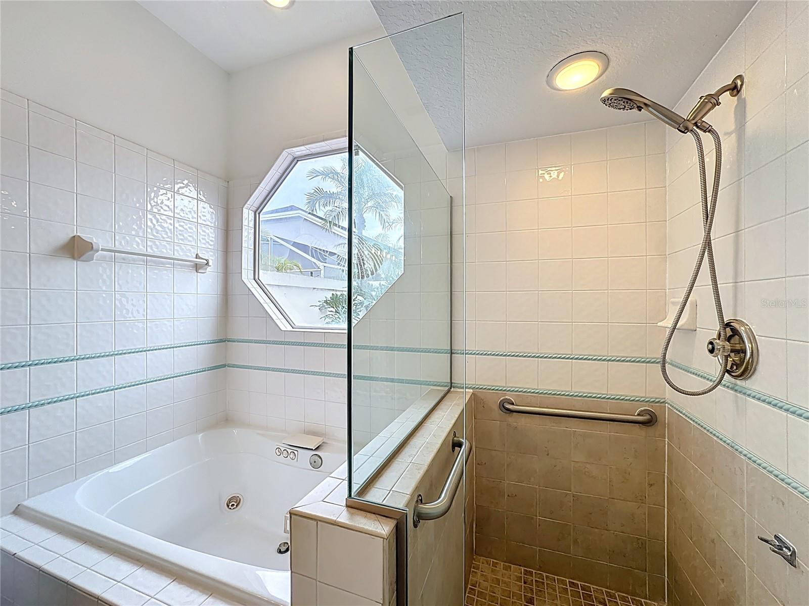 HUNTERS CREEK TR 135 PH 03 - Residential Lease