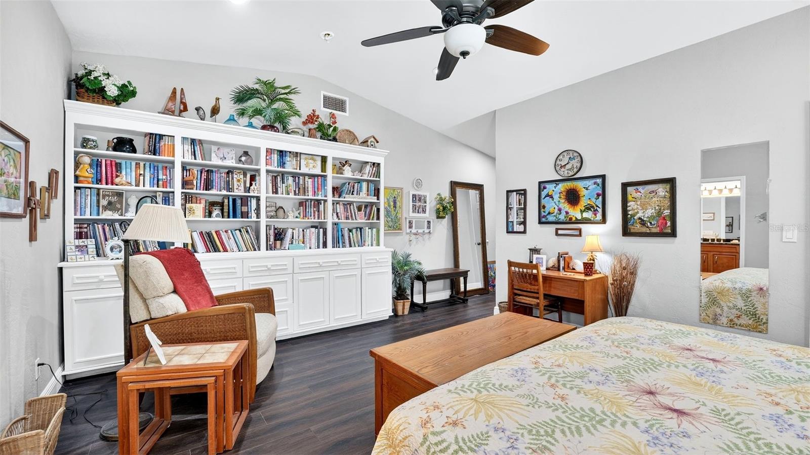 TURGOT TERRACE MENDALL HOMESTEAD - Residential