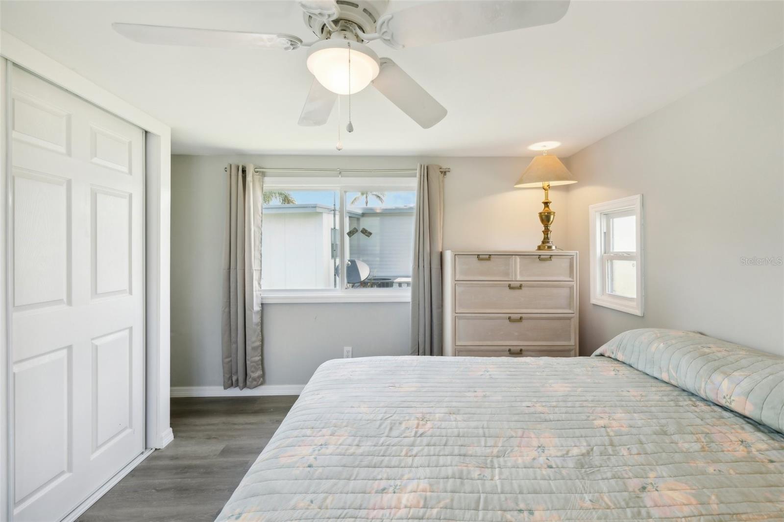 ALCOVE MOBILE HOME COMMUNITY UNREC - Residential