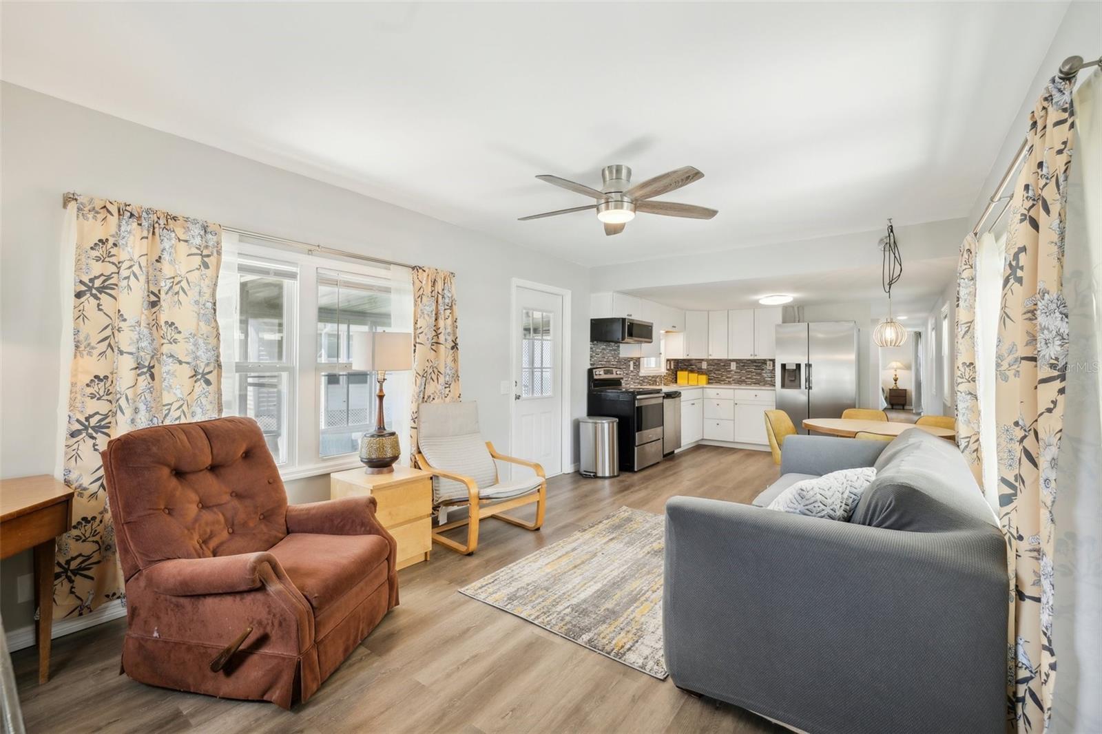 ALCOVE MOBILE HOME COMMUNITY UNREC - Residential