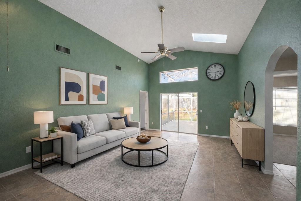 Photo of 2329 South Avenue, Leesburg, FL 34748 (MLS # G5107494)