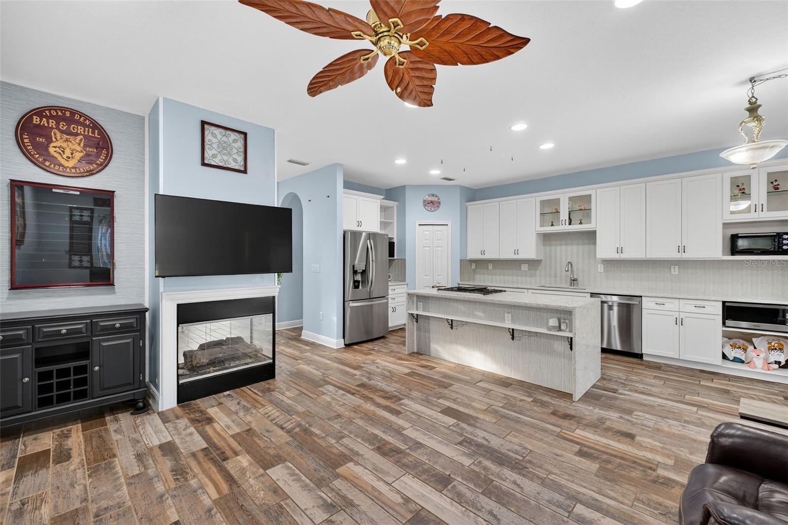 GARDNER OAKS - Residential