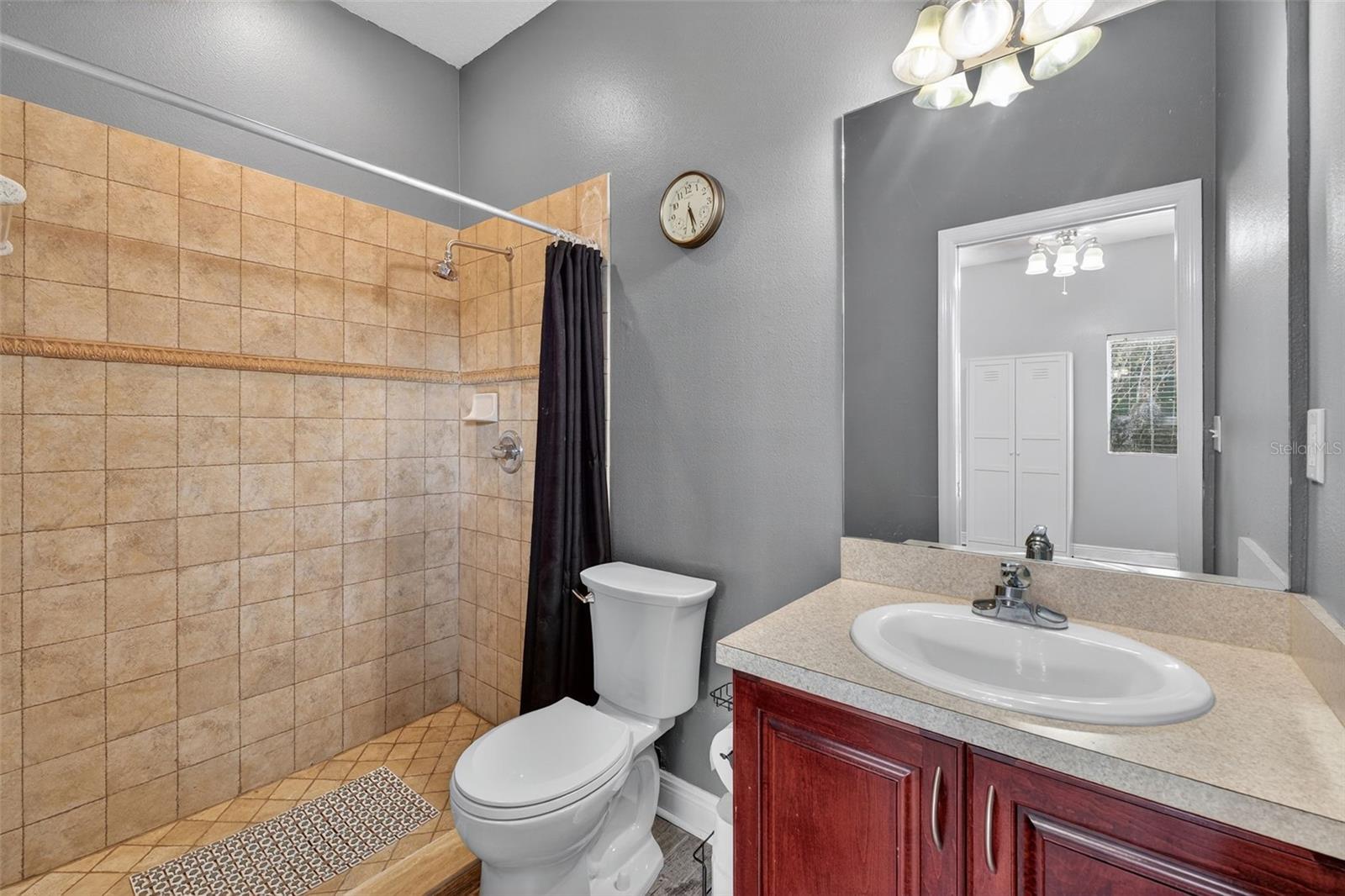 GARDNER OAKS - Residential