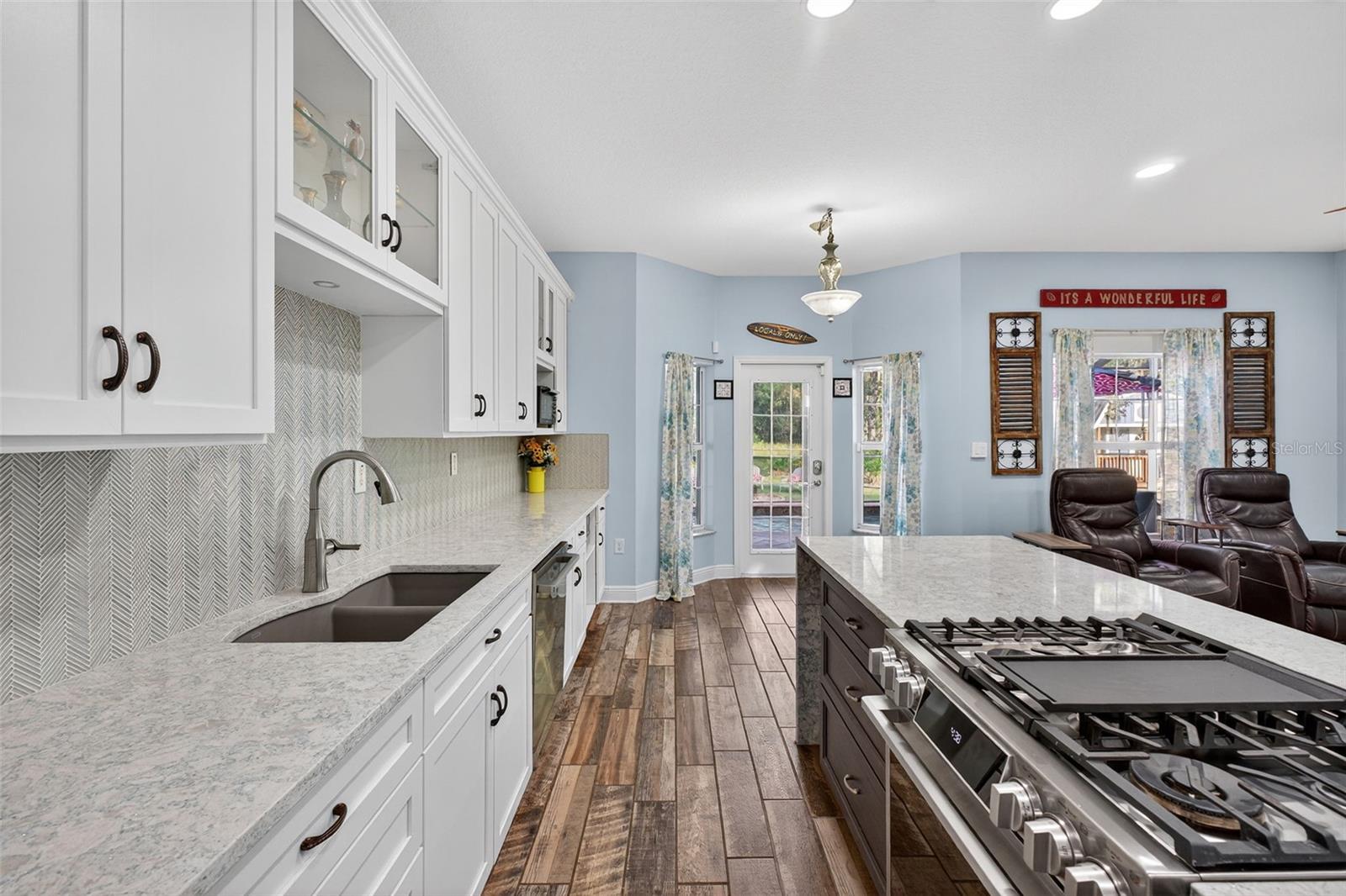 GARDNER OAKS - Residential