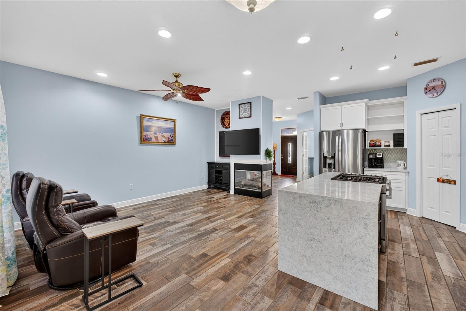 GARDNER OAKS - Residential