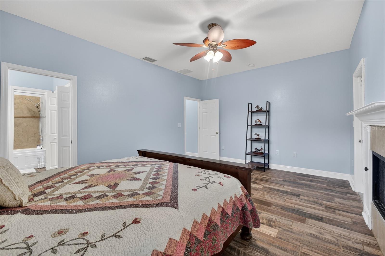 GARDNER OAKS - Residential