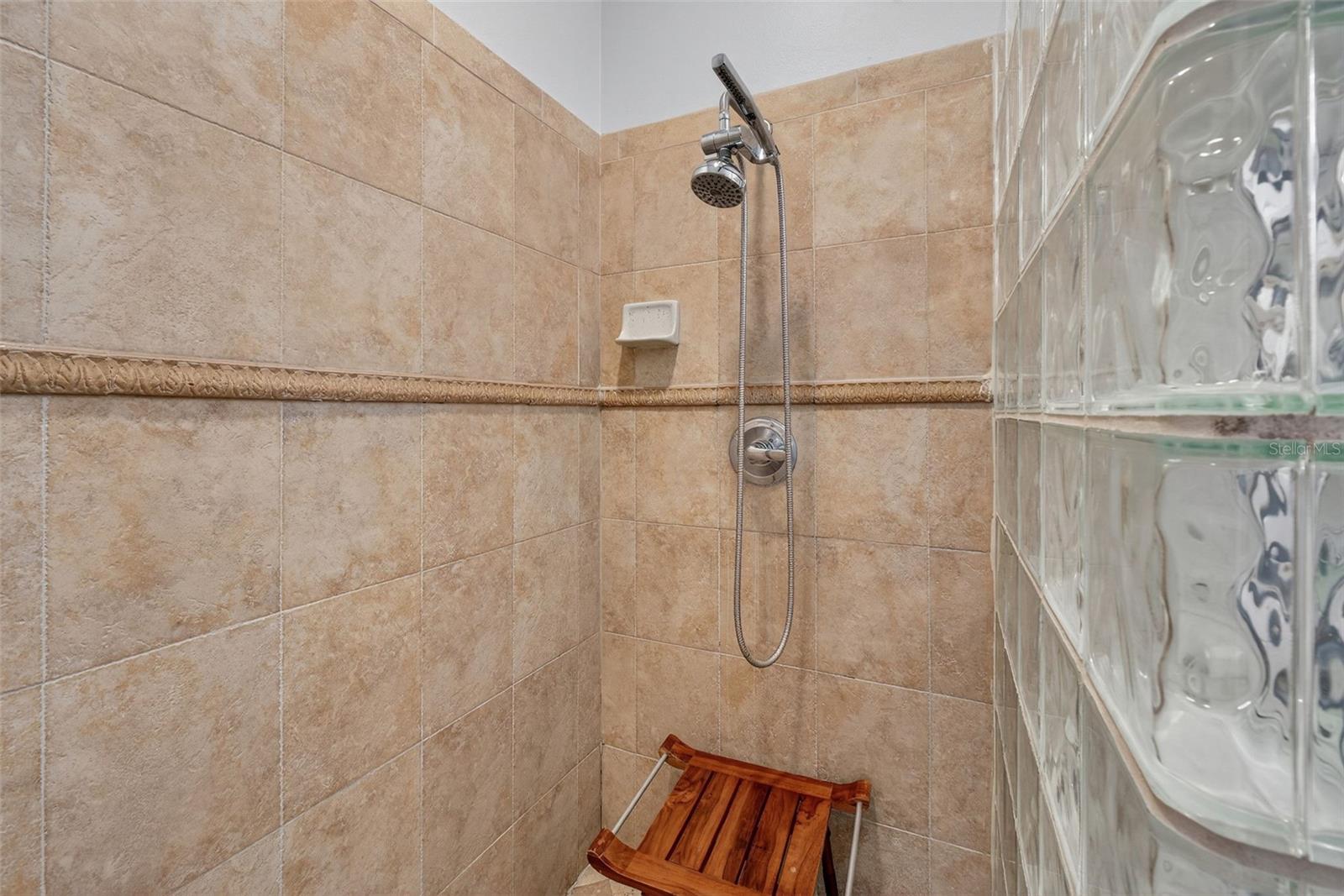 GARDNER OAKS - Residential