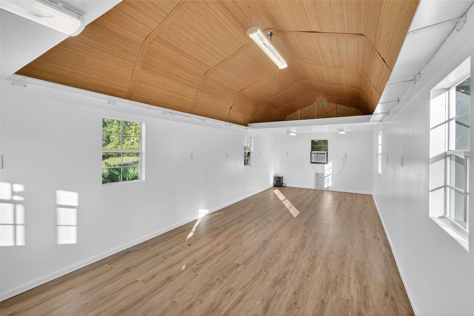 GARDNER OAKS - Residential