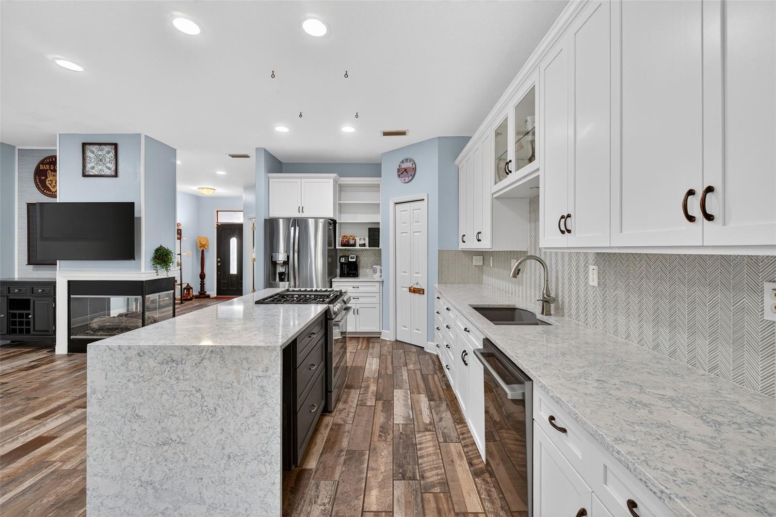 GARDNER OAKS - Residential