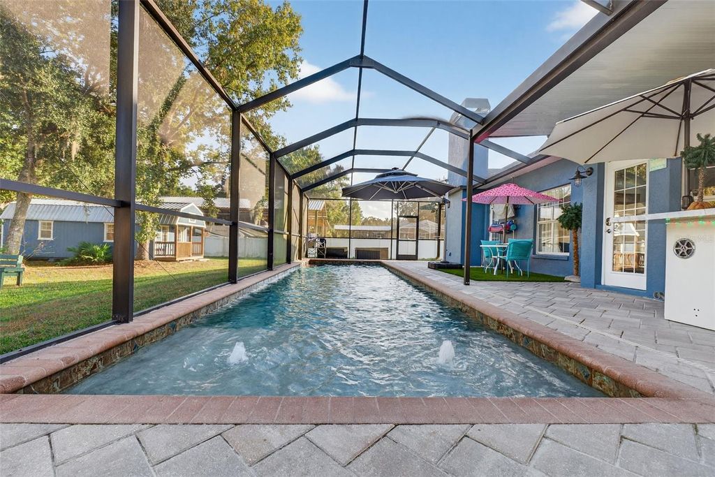 Photo of 3229 Gardner Oaks Lane, Lakeland, FL 33810 (MLS # S5138263)