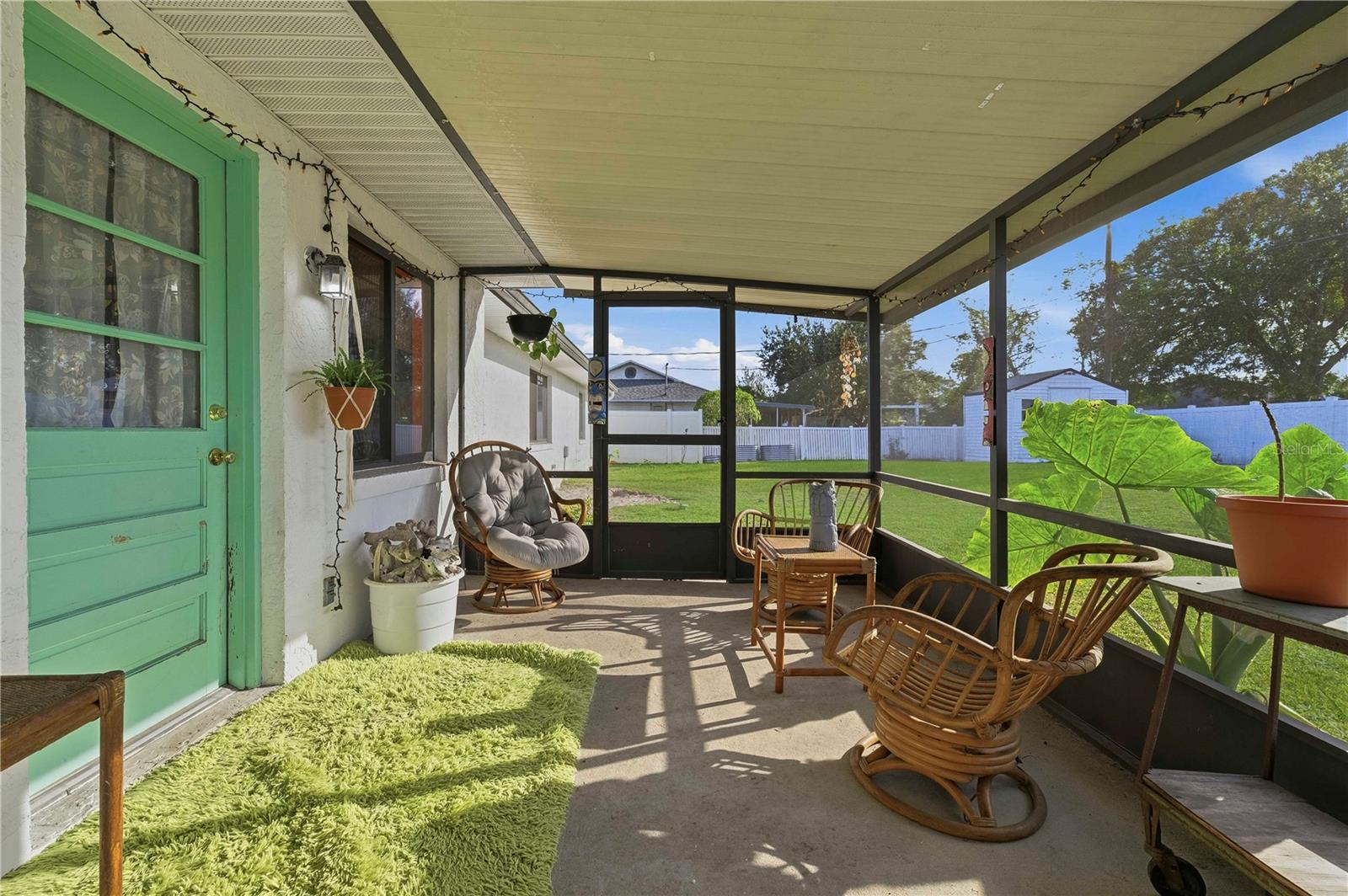 FLORIDA SHORES - Residential