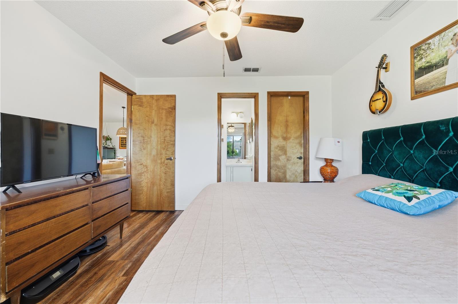 FLORIDA SHORES - Residential