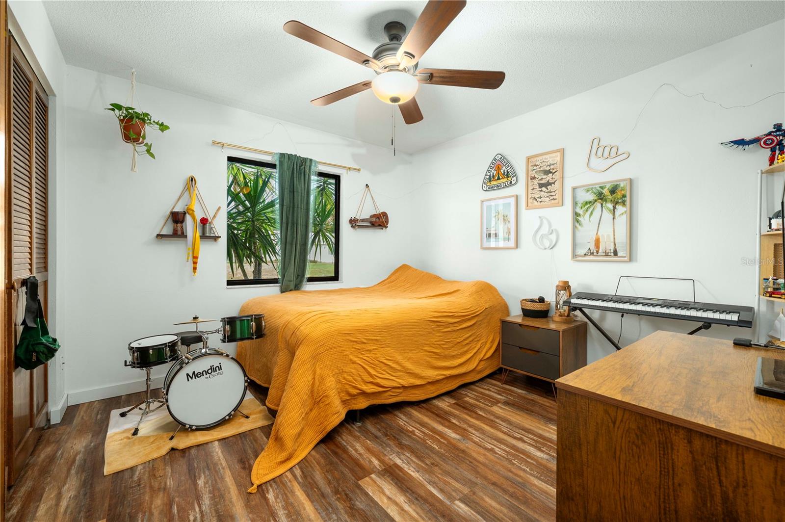 FLORIDA SHORES - Residential