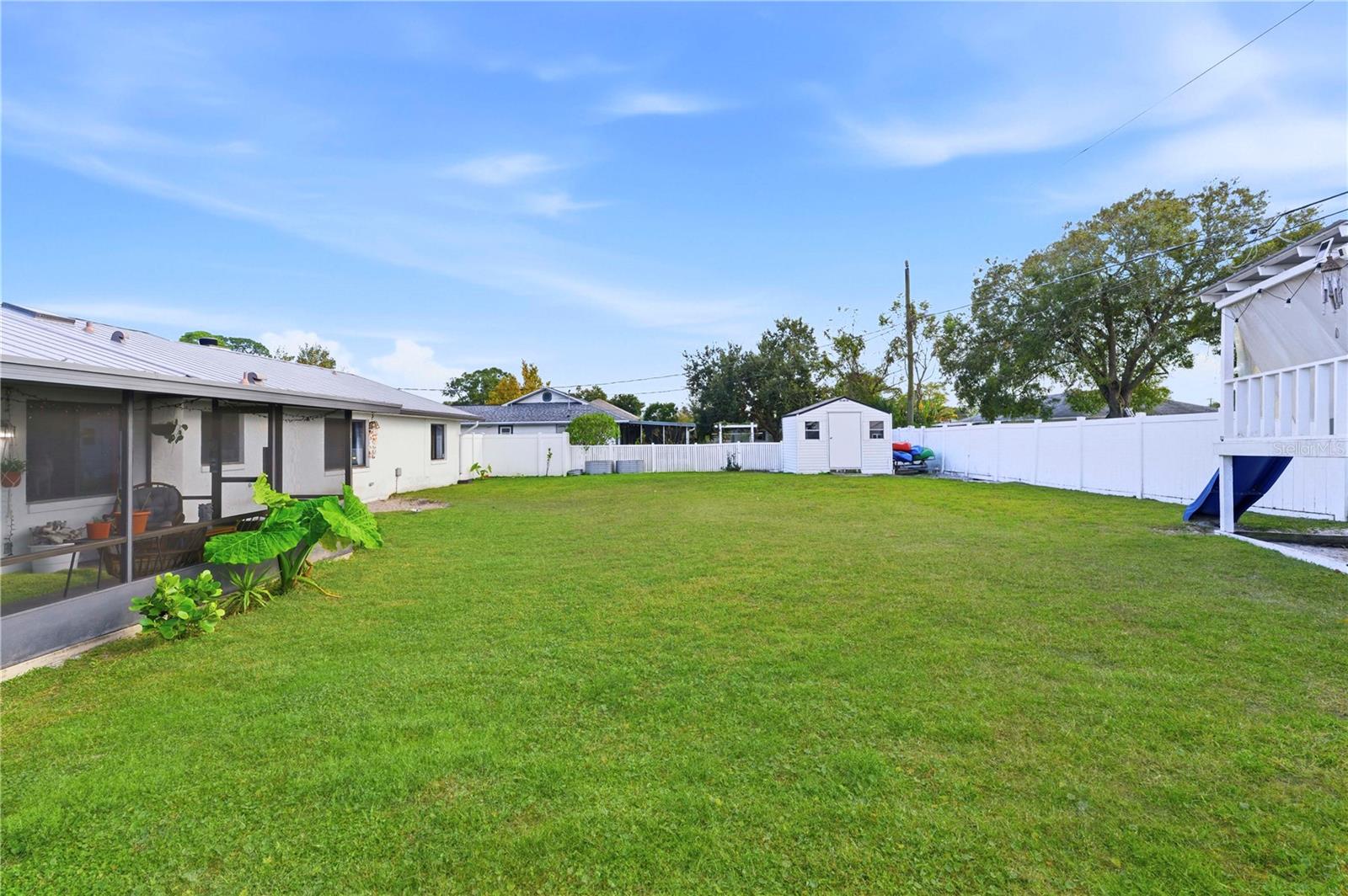 FLORIDA SHORES - Residential