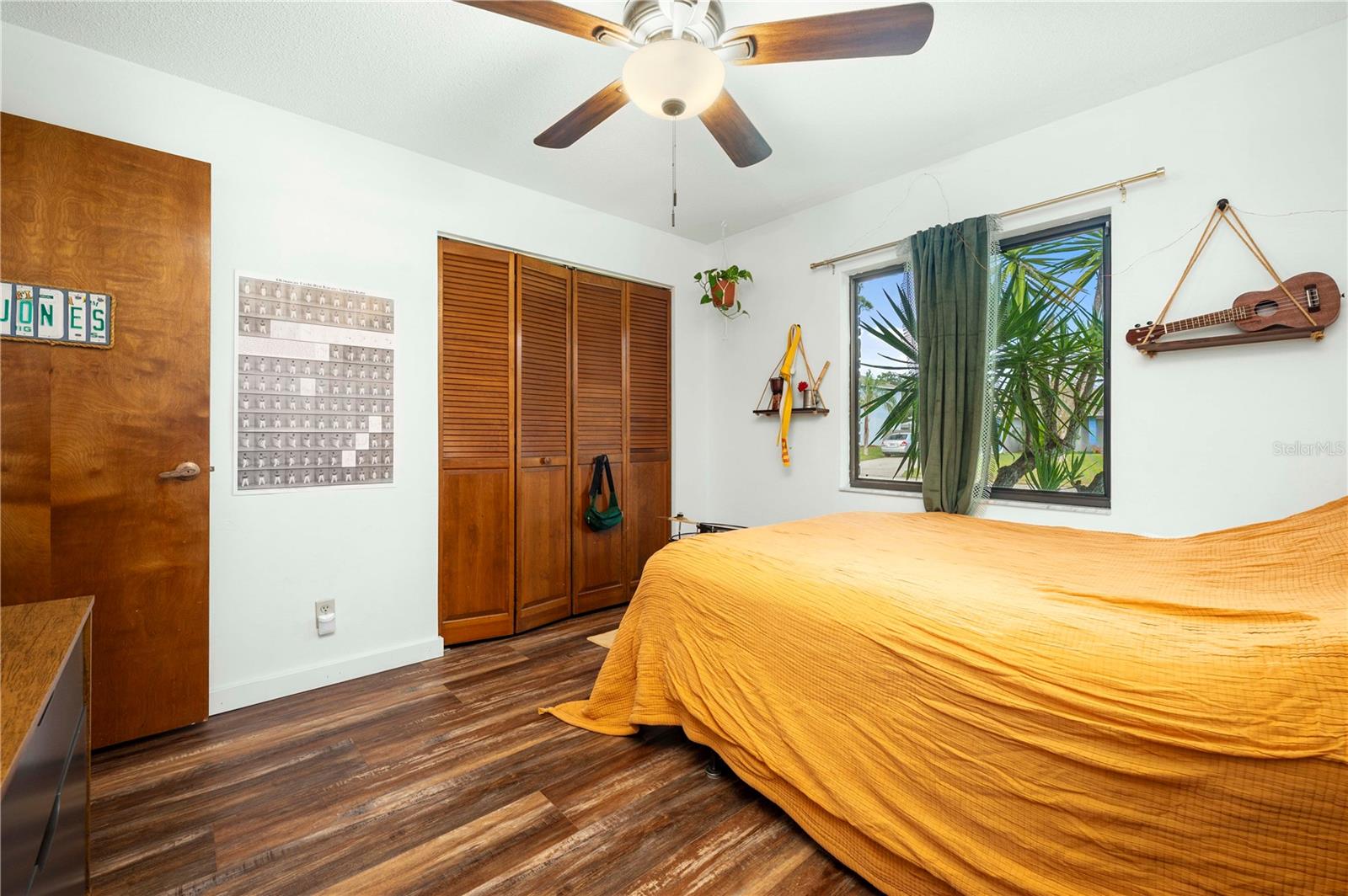 FLORIDA SHORES - Residential