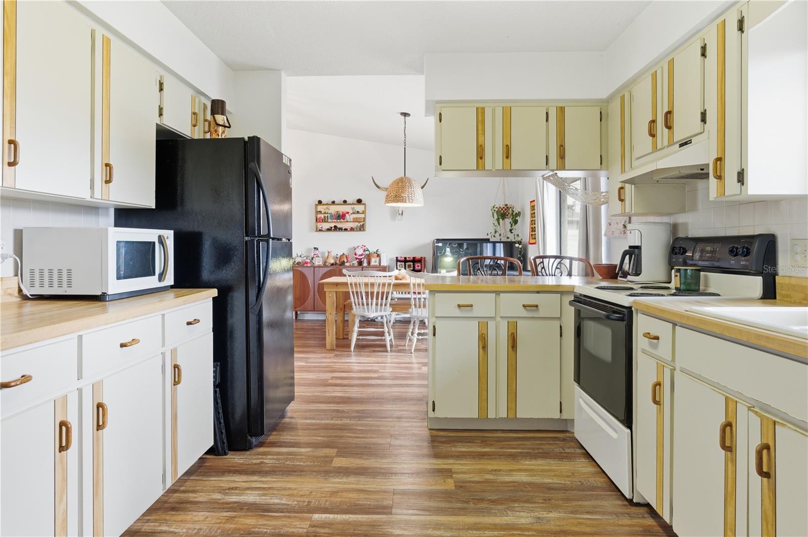 FLORIDA SHORES - Residential