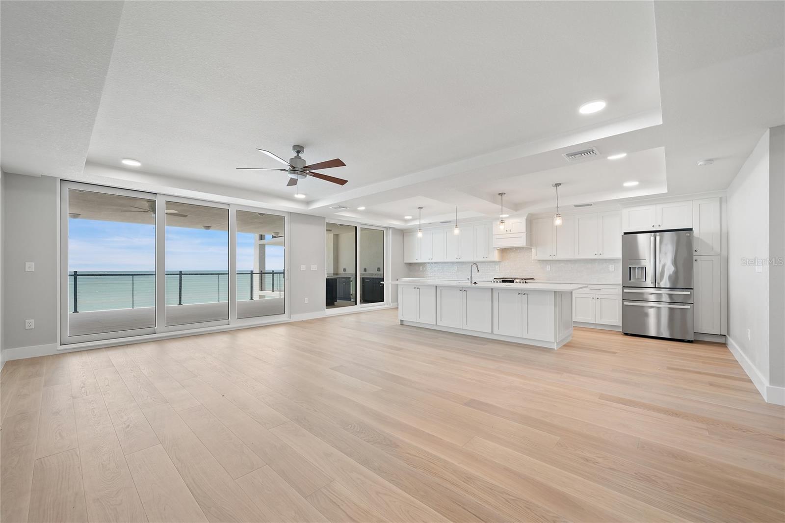 14048 GULF BOULEVARD 402