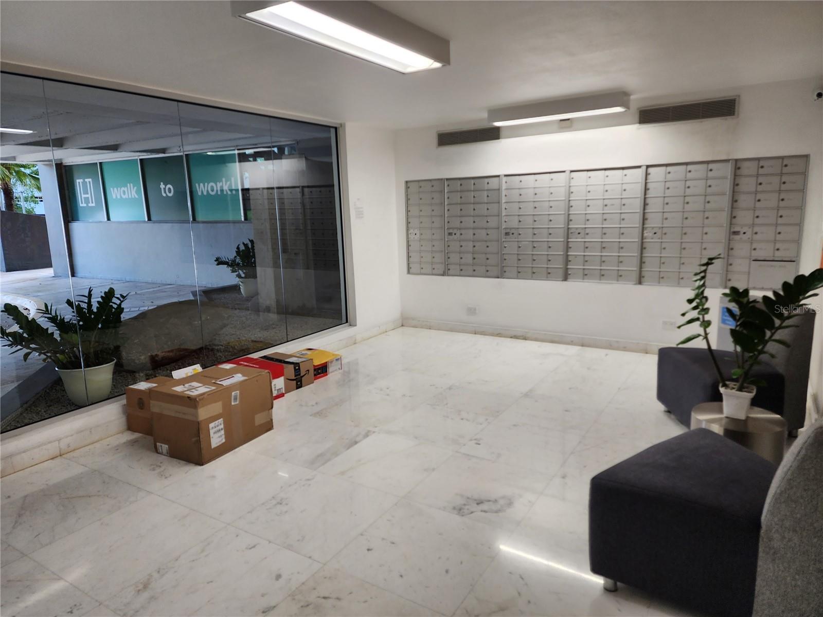 1607 AVENIDA PONCE DE LEON 1707