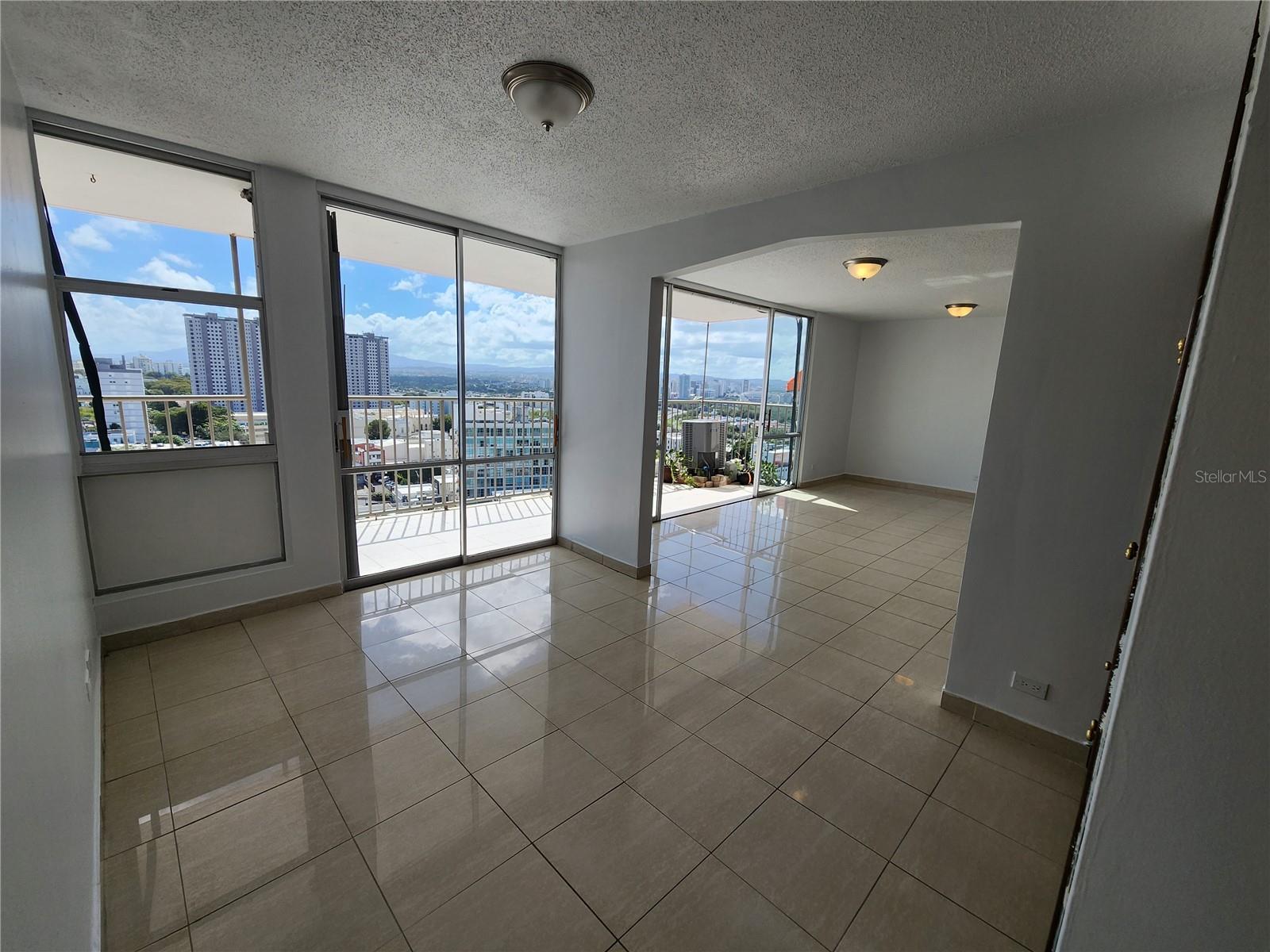 1607 AVENIDA PONCE DE LEON 1707