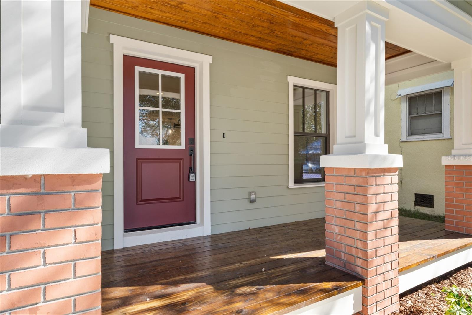 2303 N JEFFERSON STREET