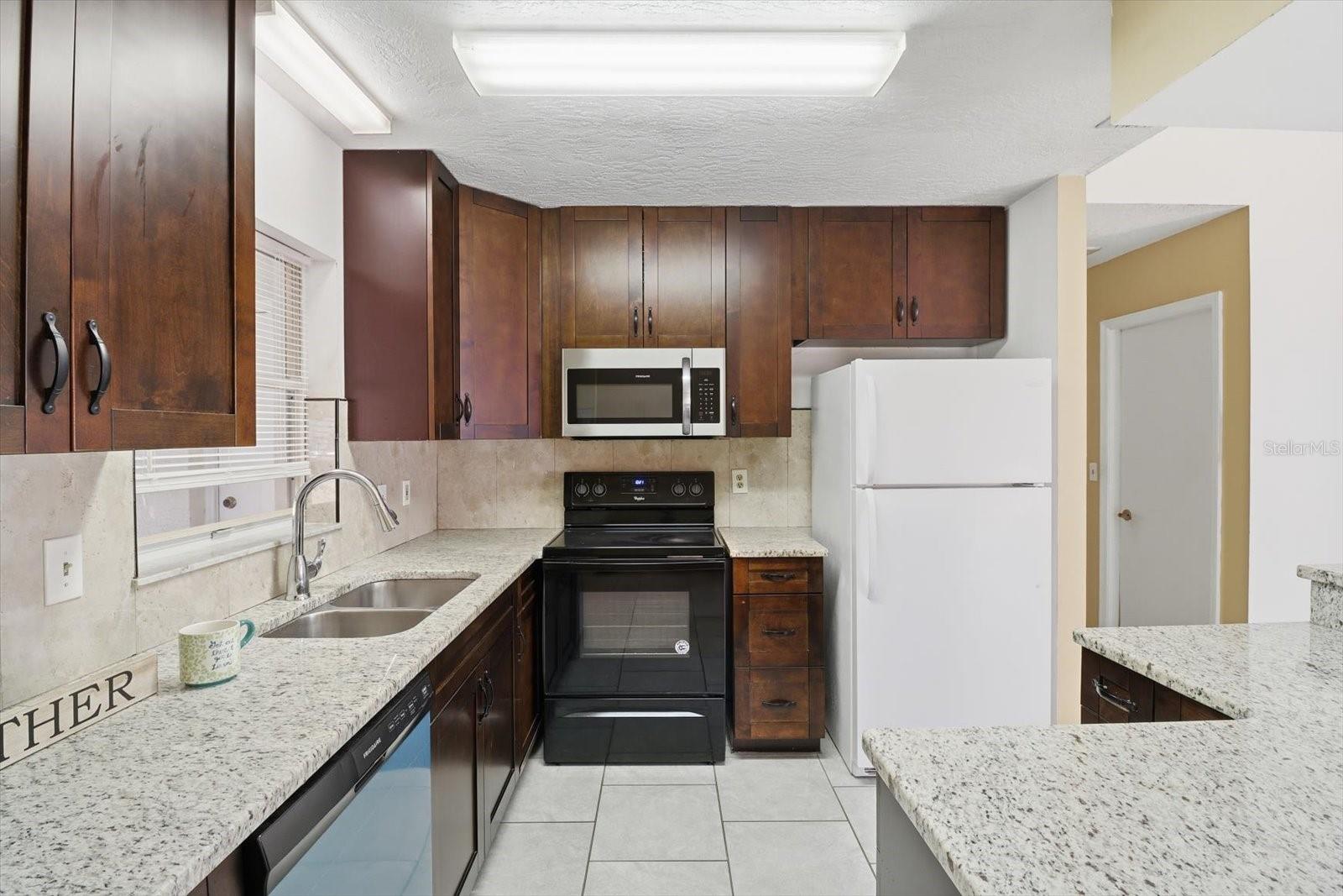 MARQUETTE VILLAGE UNIT 01 - Residential