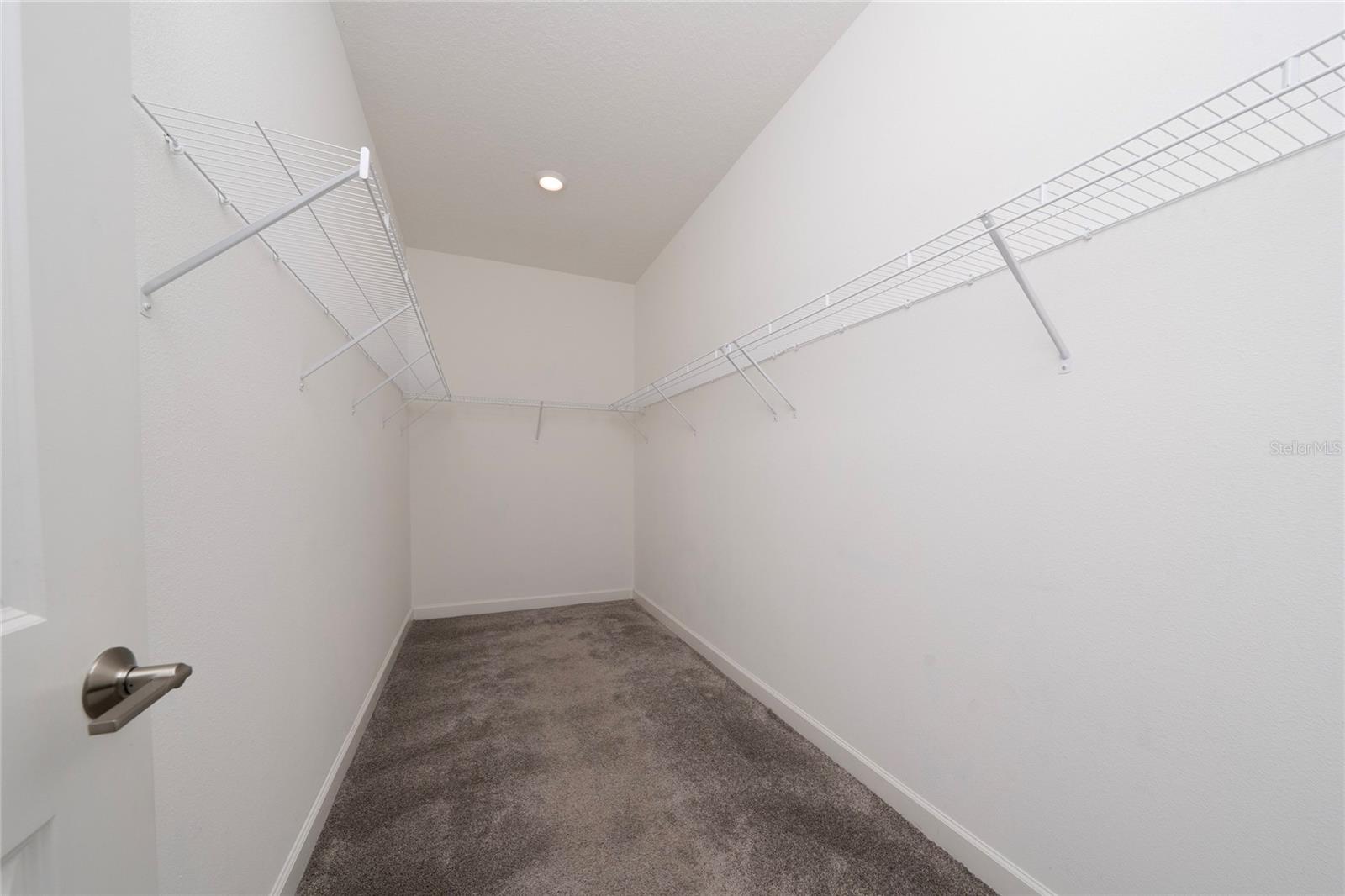 STOREY PARK - Residential