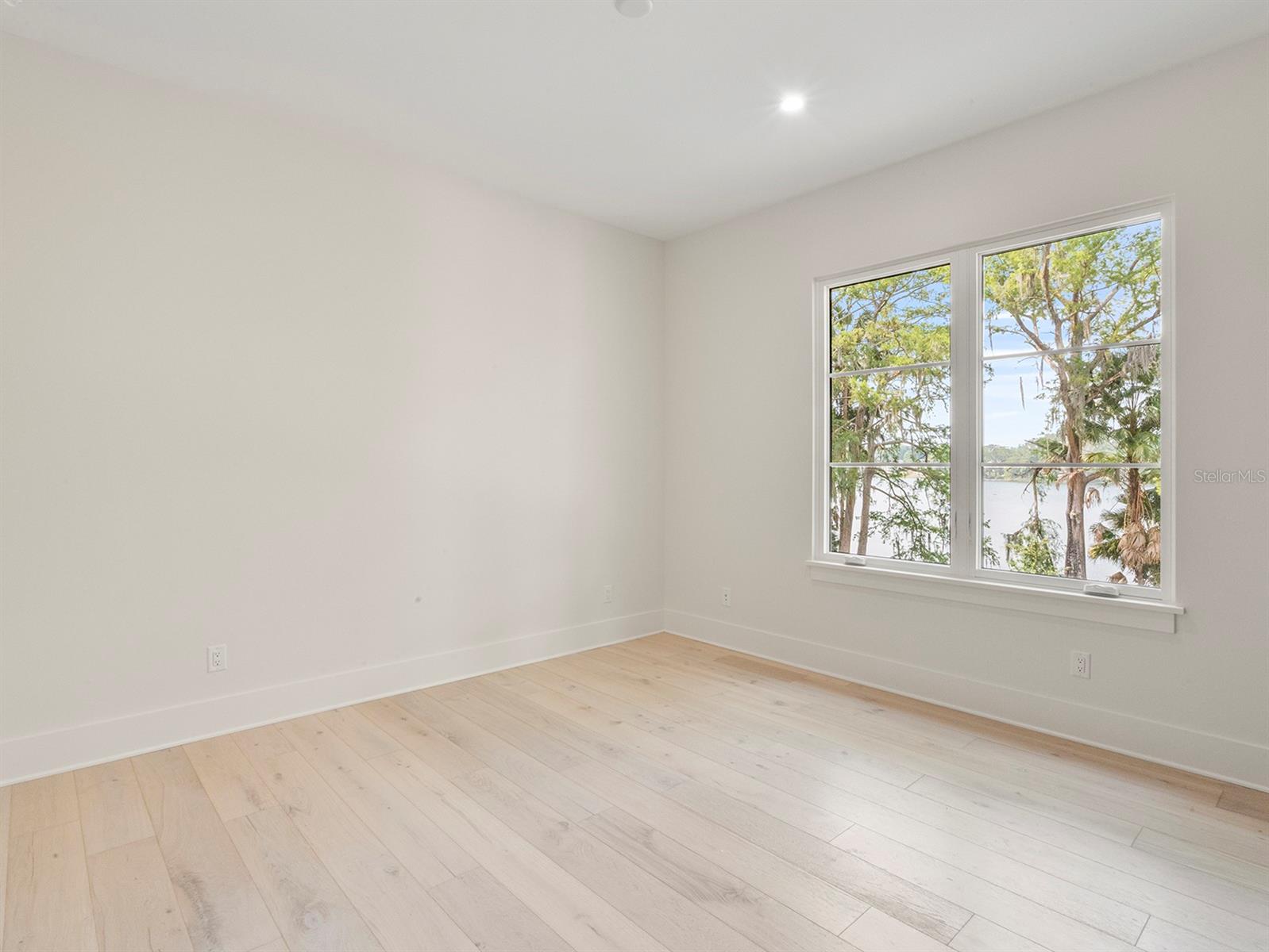 EDGEWATER HEIGHTS - Residential