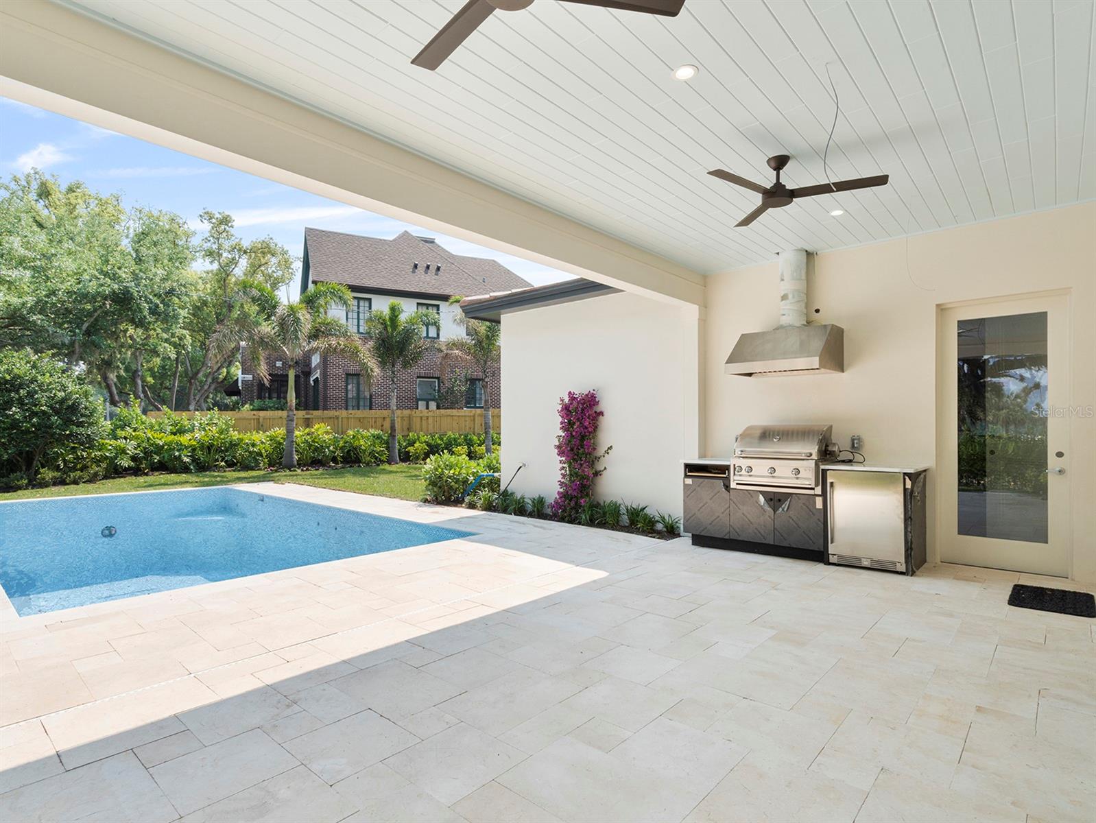 EDGEWATER HEIGHTS - Residential