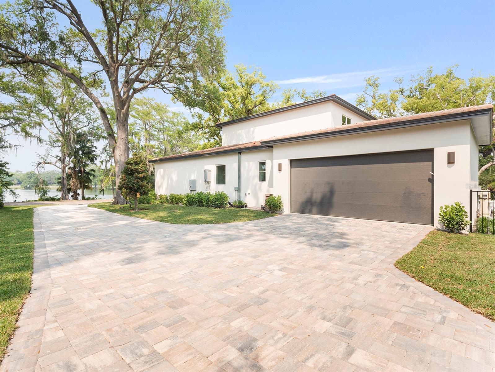 EDGEWATER HEIGHTS - Residential