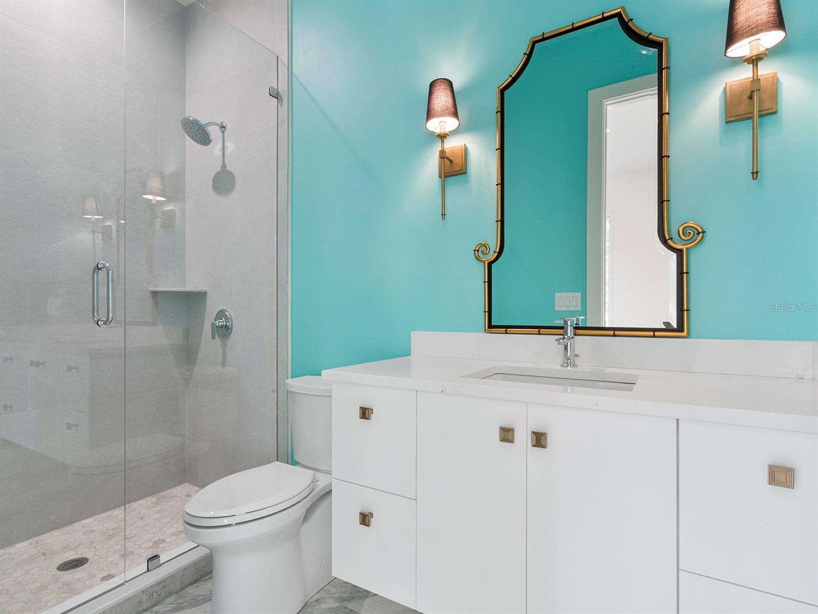 EDGEWATER HEIGHTS - Residential