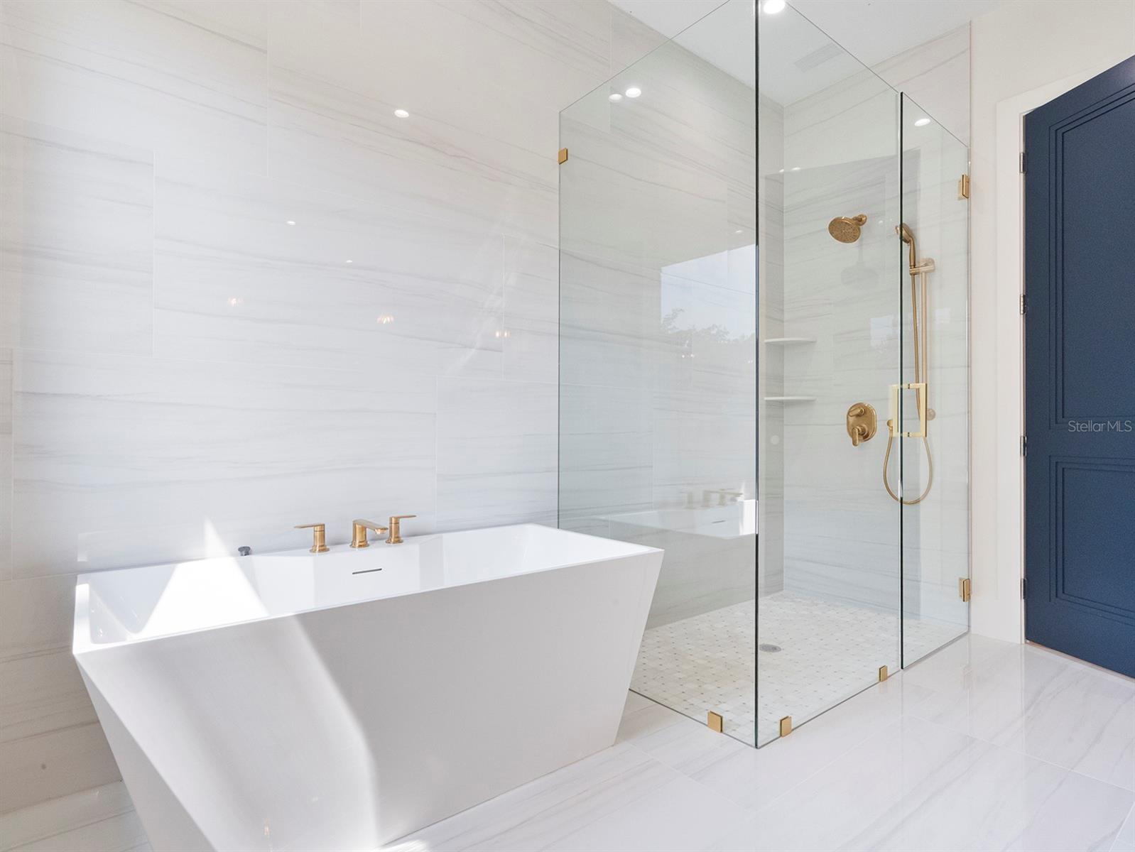 EDGEWATER HEIGHTS - Residential