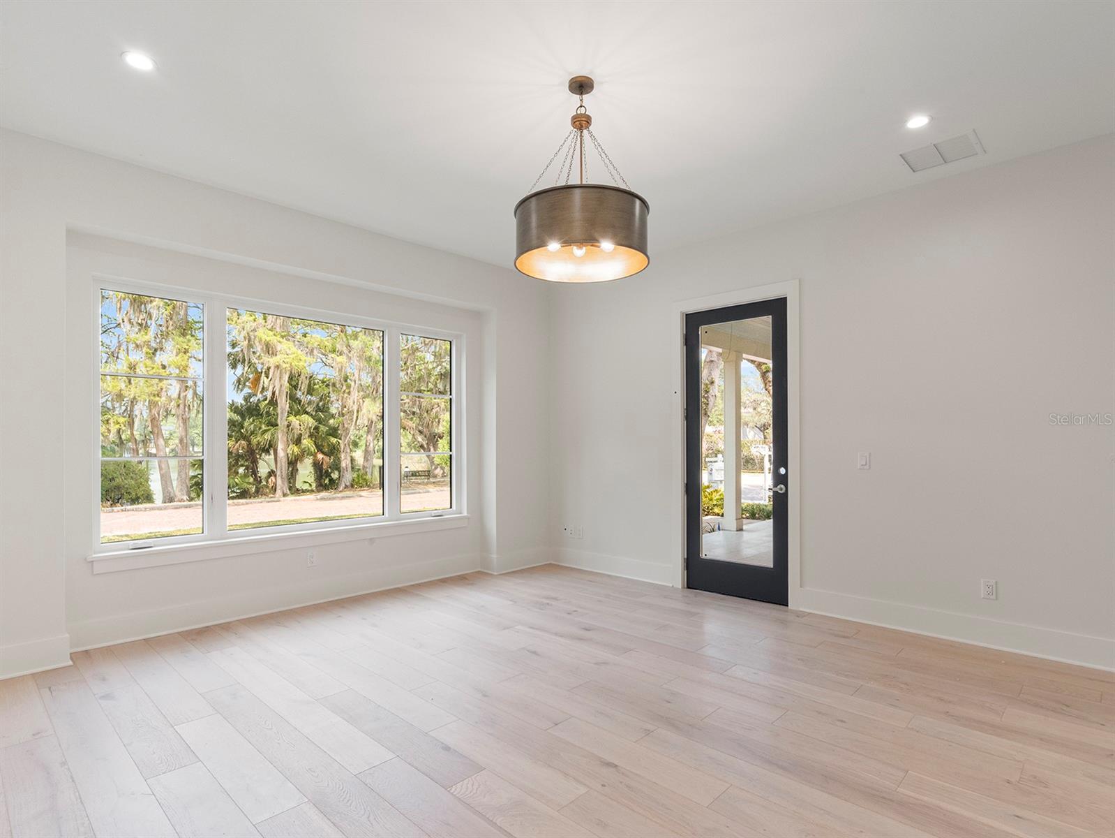 EDGEWATER HEIGHTS - Residential