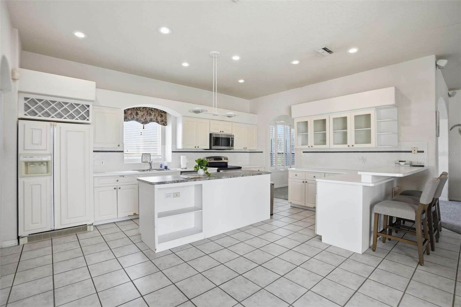 PRISTINE PLACE PH 1 - Residential