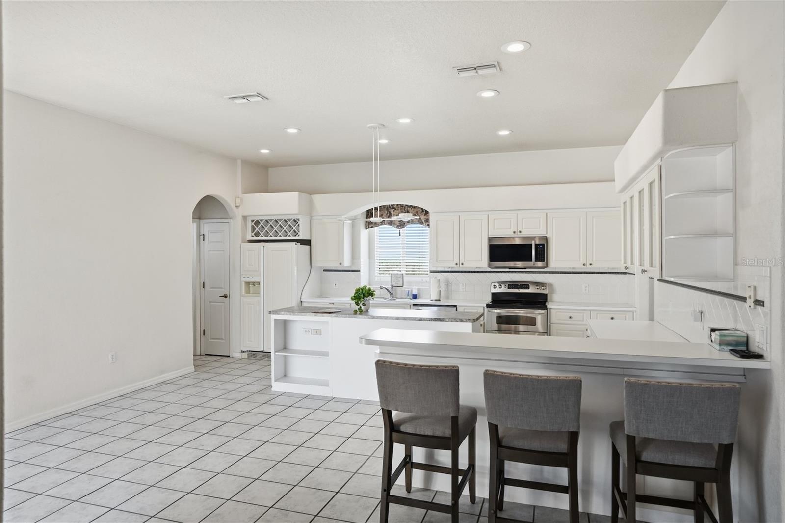 PRISTINE PLACE PH 1 - Residential