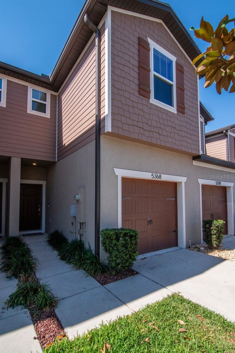 REGO PALMS - Residential
