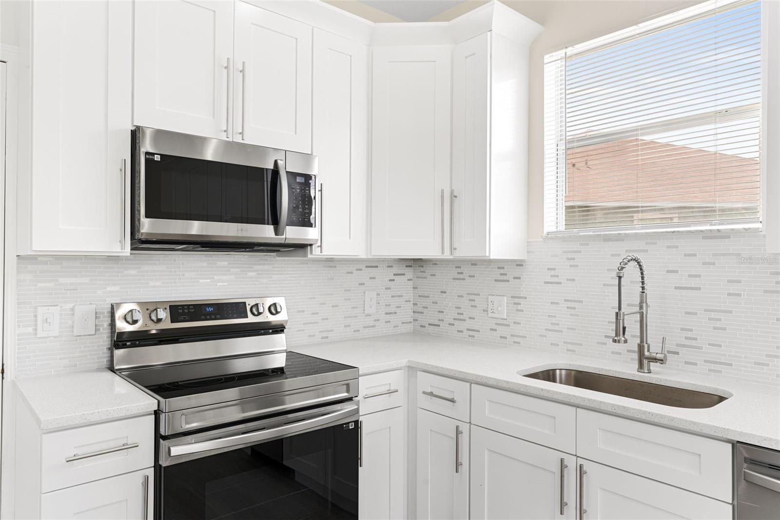 HARBOUR ISLES PH 1 - Residential