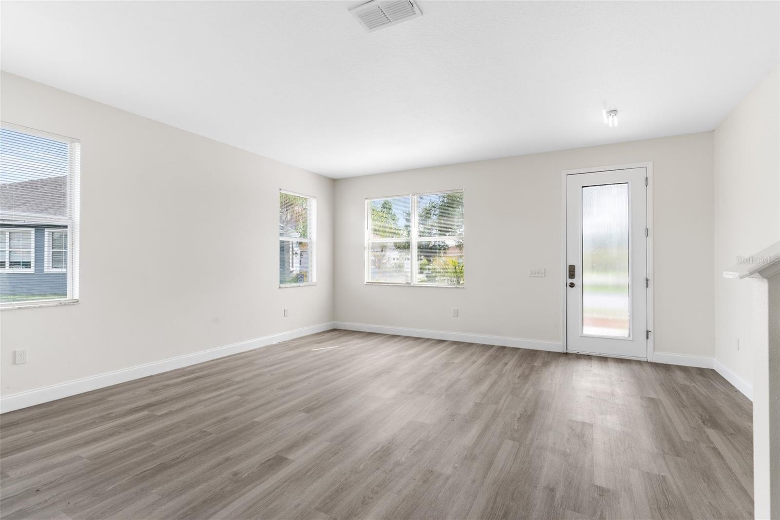 HARBOUR ISLES PH 1 - Residential