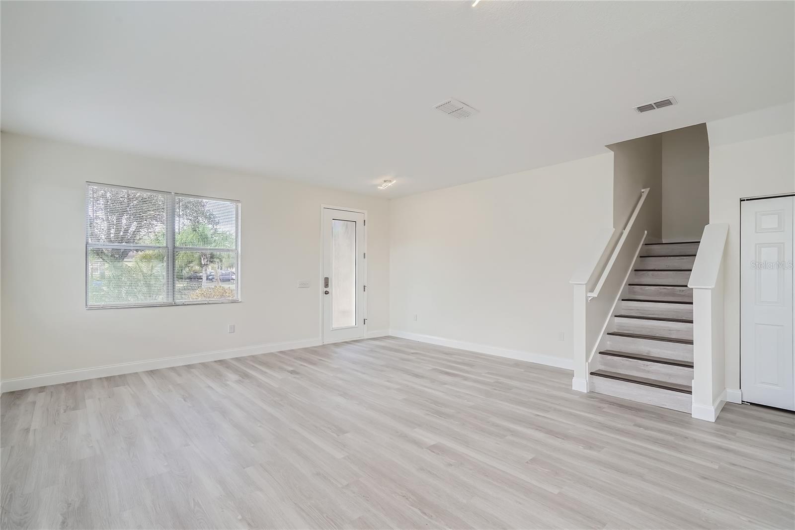 HARBOUR ISLES PH 1 - Residential